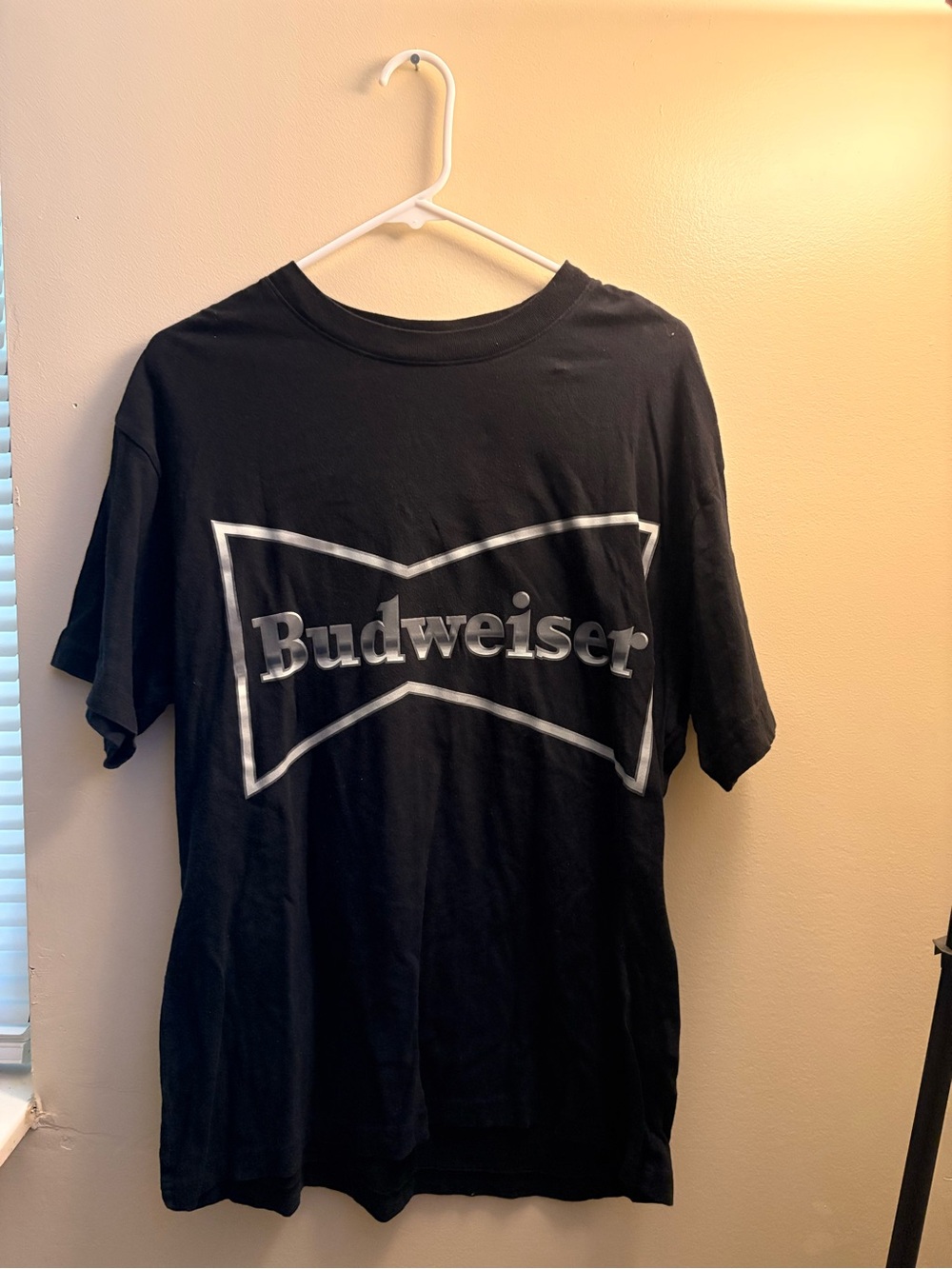 PacSun Black Graphic Tee with Silver Logo - Men's Short Sleeve